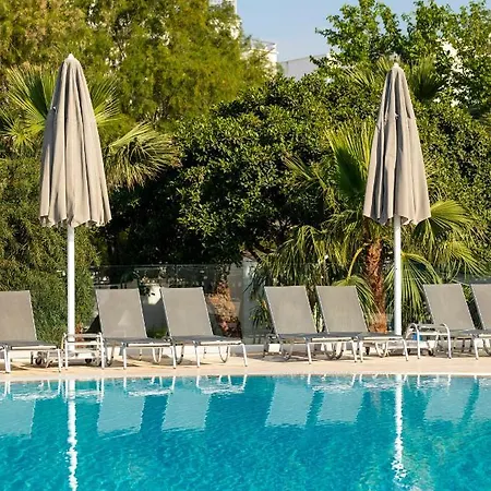 Charm Hotel 4*