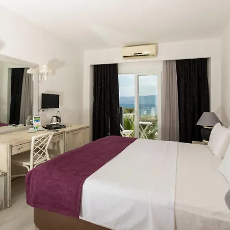 Charm Hotel Akyarlar